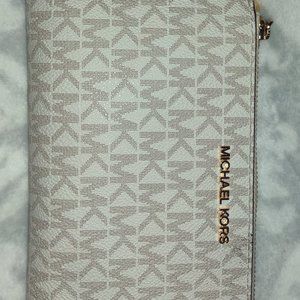 Michael Kors Jet Set Travel Double Zip Wrist let